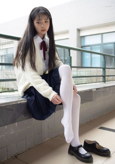 森林孤影