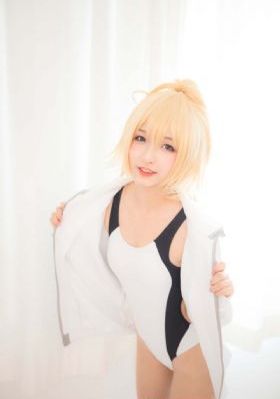 面具之下